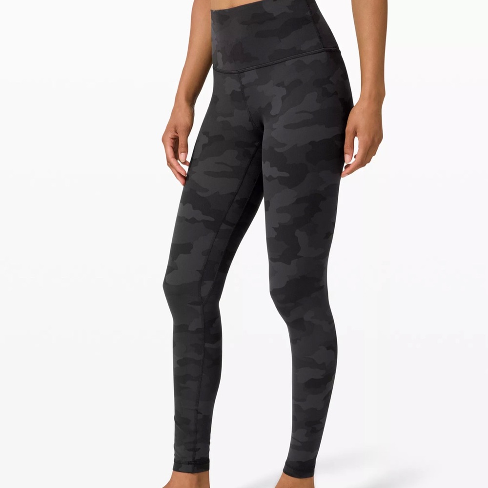 Lululemon camo aligns 🖤